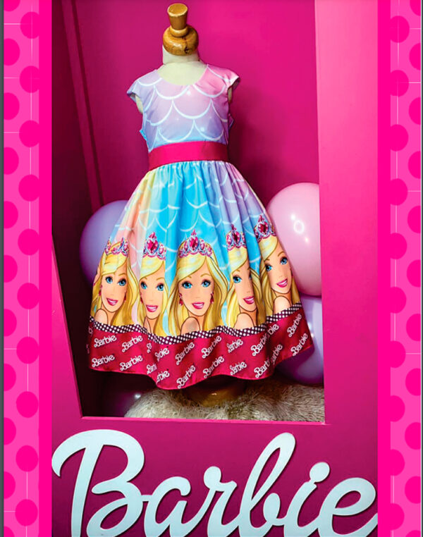 Vestido de niña Barbie