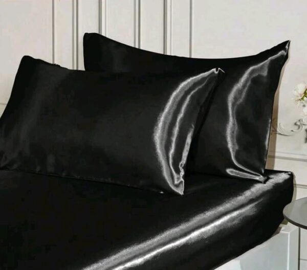 Funda Satin Negra